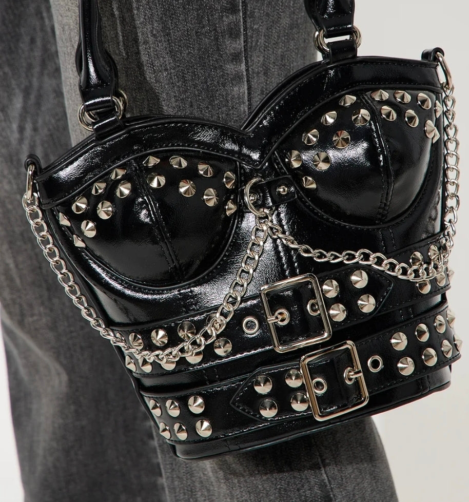 Sac Satchel à clous « Heart Throb »